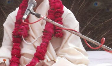 संस्कारिक पुत्र को जन्म देने में मां का अहम रोल होता है