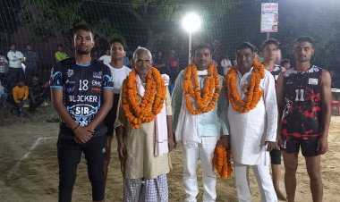 सलेमपुर के खिलाड़ियों ने आजमगढ़ मुबारक हो 4 अंकों से हराया