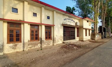 मरदह ब्लाक परिसर मे गंदगी का भरमार, विभाग अनजान