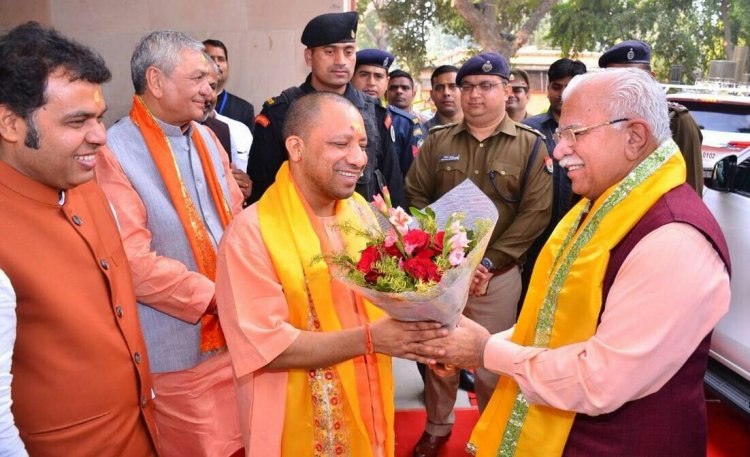 चार साल-चार फैसले, जिनके चलते सीएम योगी बने बीजेपी सरकारों के लिए रोल मॉडल