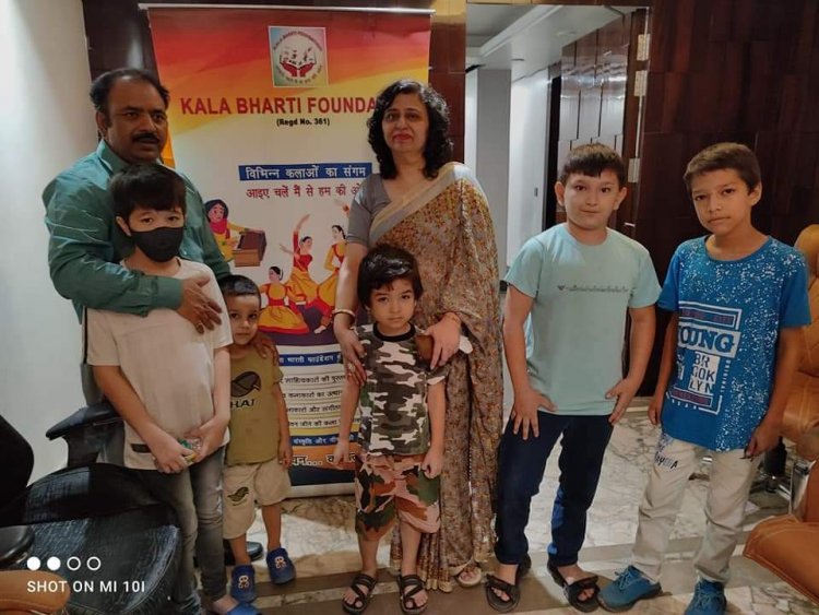 अफगान शरणार्थियों के अनाथ बच्चों से कला भारती फाउंडेशन टीम ने की मुलाकात