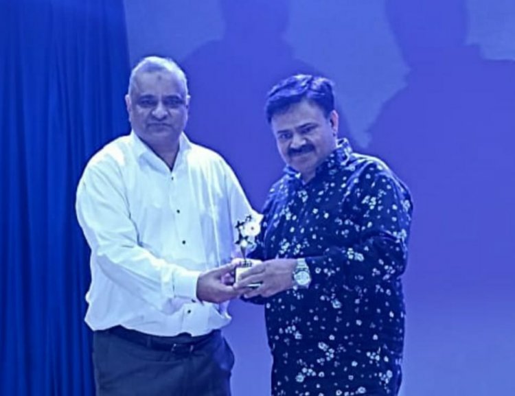 फैशन‌ शो में सुंदरियों ने दिखाया अपना जलवा, सिंगर मोंटू मस्त अली ने किया सबको मंत्रमुग्ध