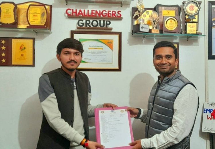 चैलेंजर्स ग्रुप और लायंस क्लब प्रारंभ करेंगे "जन शीत रक्षक वाहन" जरूरतमंदों को ठंड से बचाएगा हेल्पलाइन नंबर