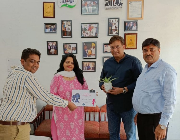 आईआईए ने किया रेखा शर्मा को उनकी उद्यमियों के प्रति अथक और निस्वार्थ सेवा के लिए  सम्मानित