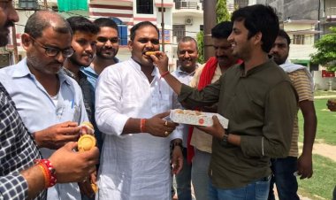 जंगीपुर कांड के आंदोलनकारियों व छात्र नेता विवेकानंद पांडे पर से मुकदमा हुआ वापस