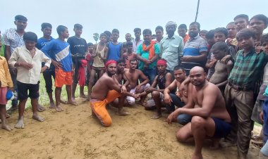 नागपंचमी पर अखाङे पर हुआ  कुश्ती का आयोजन