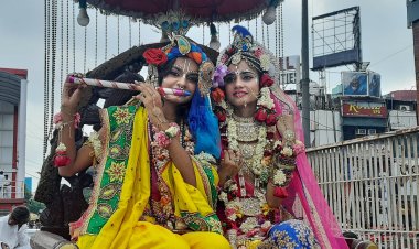 श्रीकृष्ण जन्माष्टमी के उपलक्ष्य में इस्कॉन नोएडा ने शोभा यात्रा निकाली