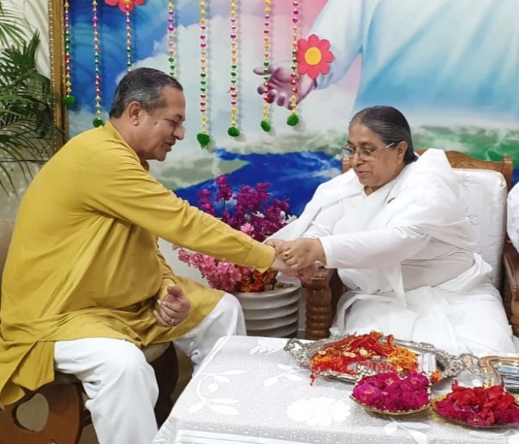 भाई की कलाई पर बांधा गया धागा नहीं है बल्कि प्रेम बंधन का रक्षा सूत्र है - मंजू