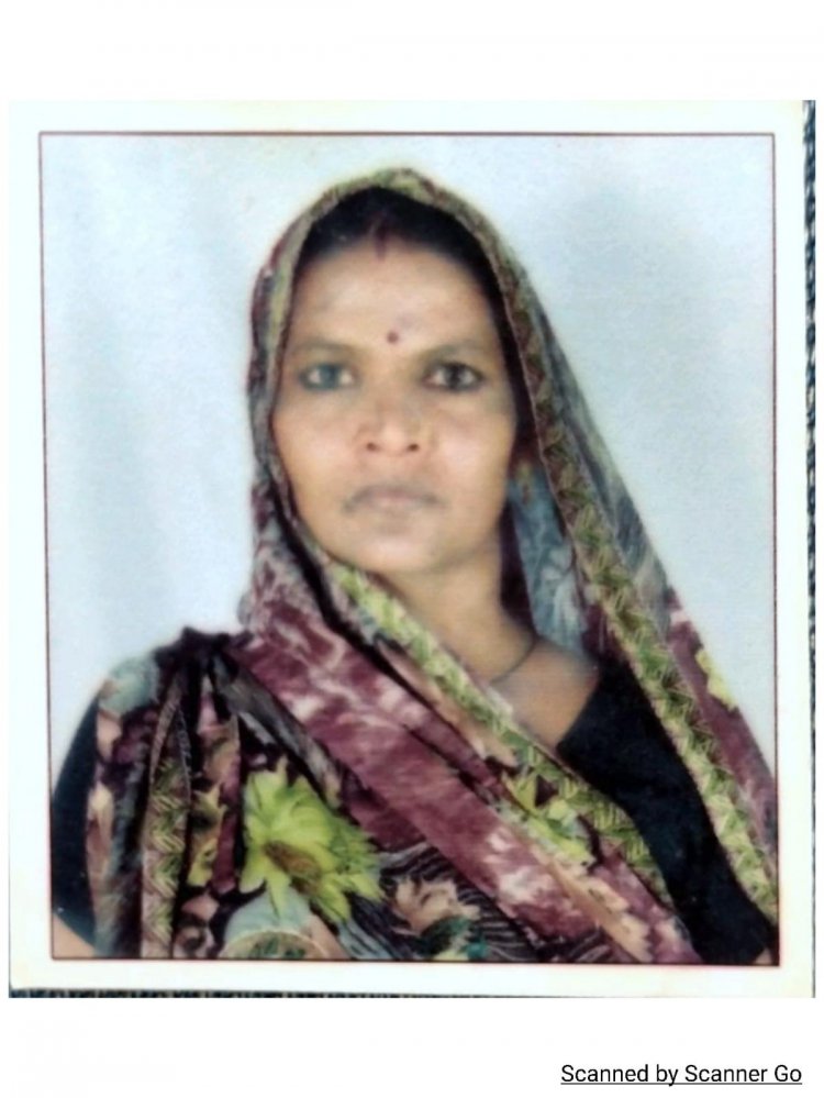 टहलने निकली महिला को सांप ने डसा हुई मौत