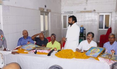 सेवानिवृत्त कर्मचारीयो का हुआ सम्मान