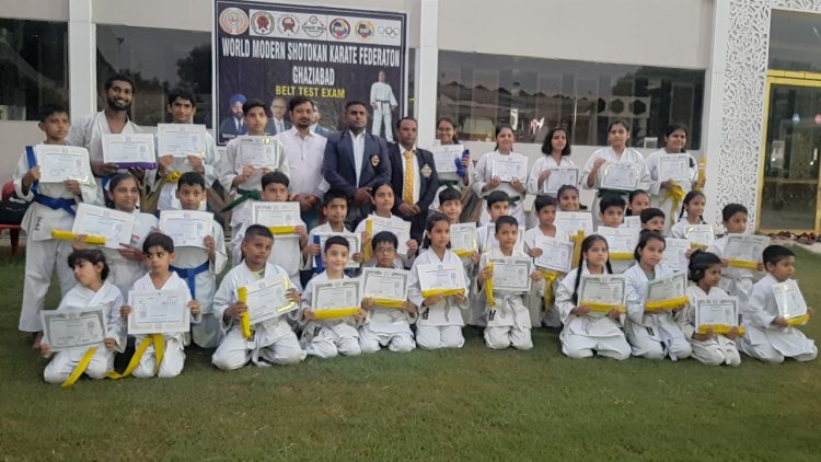 मॉडर्न शॉटोकन कराटे फेडरेशन ने किया बेल्ट एग्जाम आयोजित