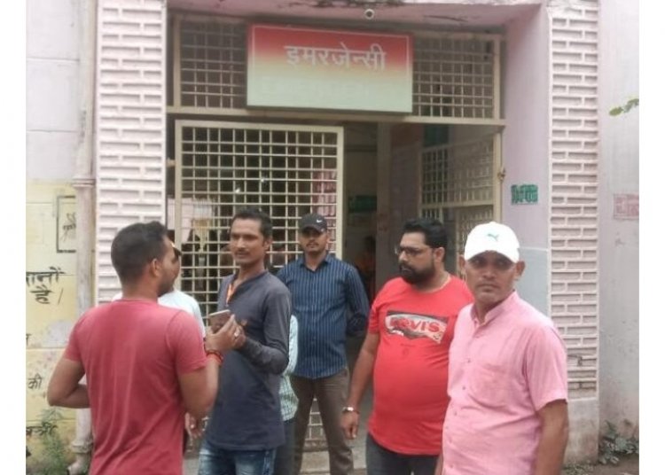 ट्रेक्टर की चपेट मे आने से छात्रा की दर्दनाक मौत