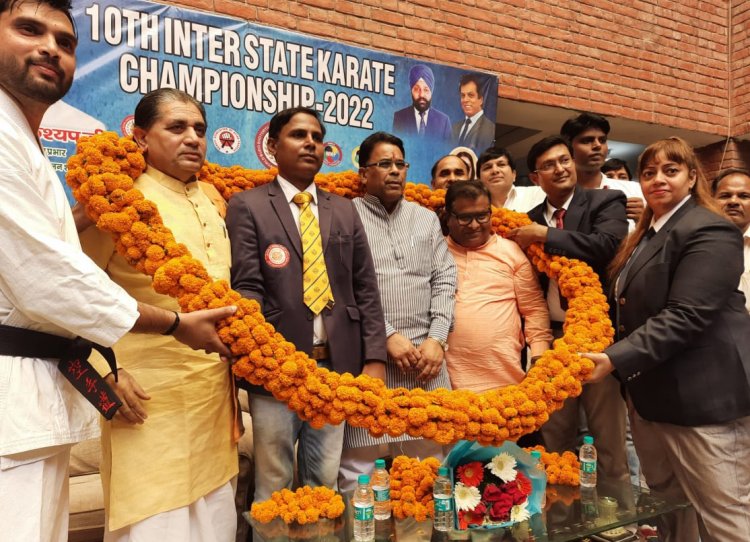 10 वीं अन्तराज्यीय प्रतियोगिता कराटे मे खिलाडियो ने दिखाया जौहर