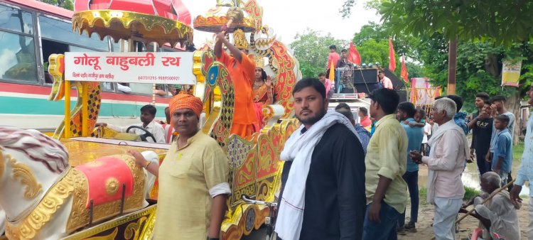नम आंखो से हुआ मां दुर्गा की प्रतिमा विसर्जन