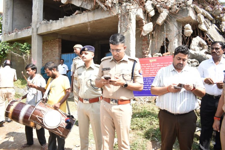 माफिया मुख्तार अंसारी के सहयोगी गणेश दत्त मिश्रा की चौदह करोङ  की  सम्पत्ति कुर्क