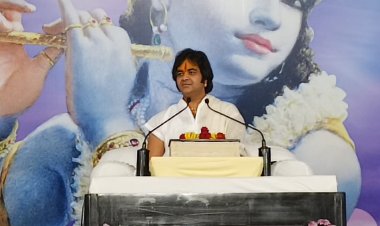 बच्चों में धर्म और संस्कार की शिक्षा अवश्य दी जानी चाहिए : परमपूज्य चिन्मयानंद बापू