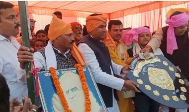 मकसूद खां के चेतक ने सबको पिछे छोङा