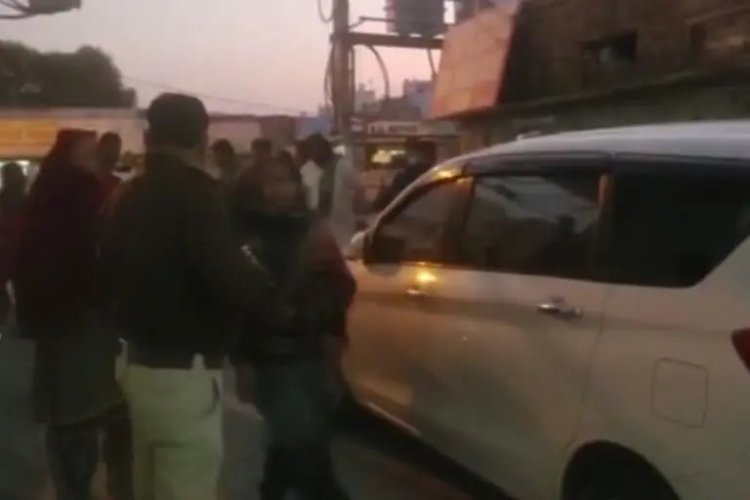 महिला मित्र की गोली मार कर हत्या के बाद युवक ने अपने गोली दागी 