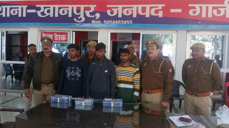 खानपुर पुलिस ने तीन अपराधियों को  किया गिरफ्तार  ,देशी तमंचा, कारतूस बरामद
