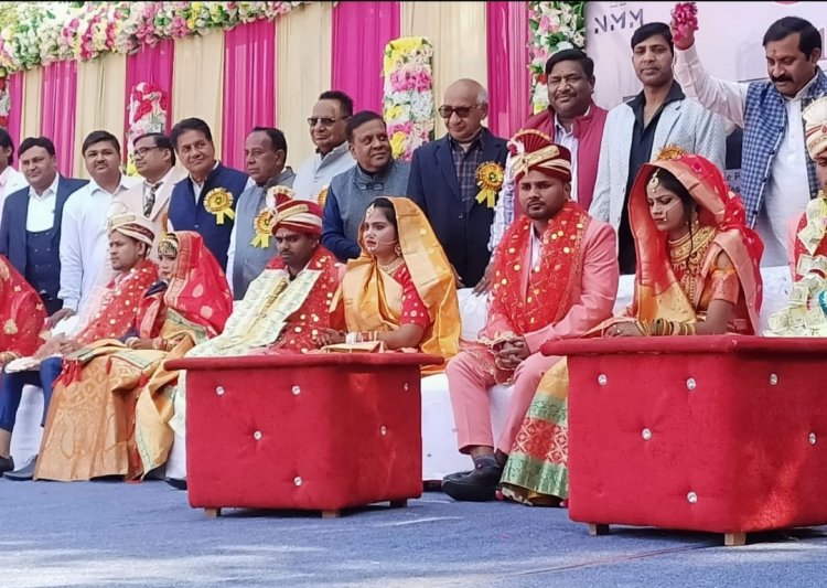 धार्मिक रीति रिवाज से किया गया 11 कन्याओं का विवाह