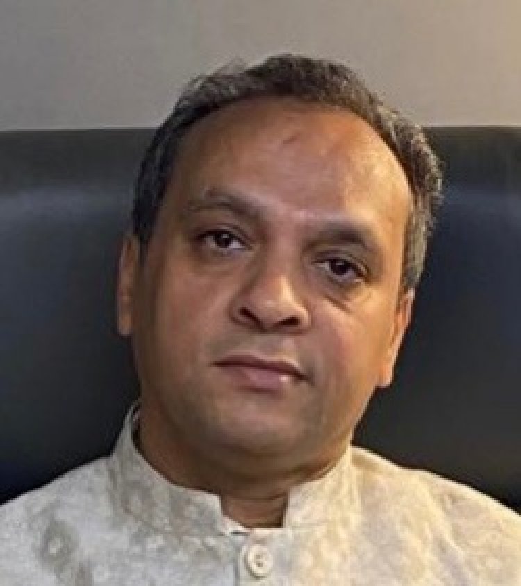 झगड़ते राष्ट्र, विश्व युद्ध और भारत की राजनीति - अनुज अग्रवाल