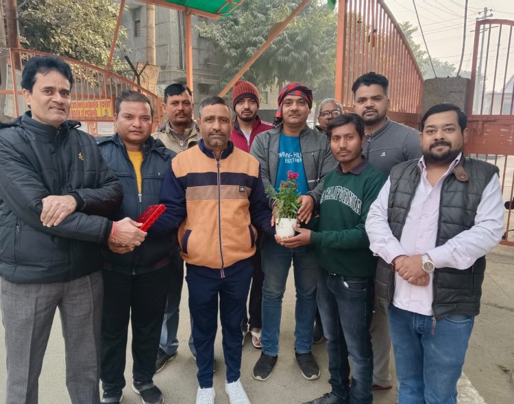 जागरुक नागरिकों को किया सम्मानित