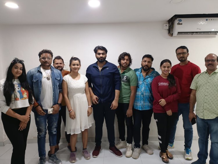 प्रतिष्ठित ग्रीन सिनेमा अवार्ड के पूरे हुए सफलतापूर्ण पांच साल - विजय पांडेय