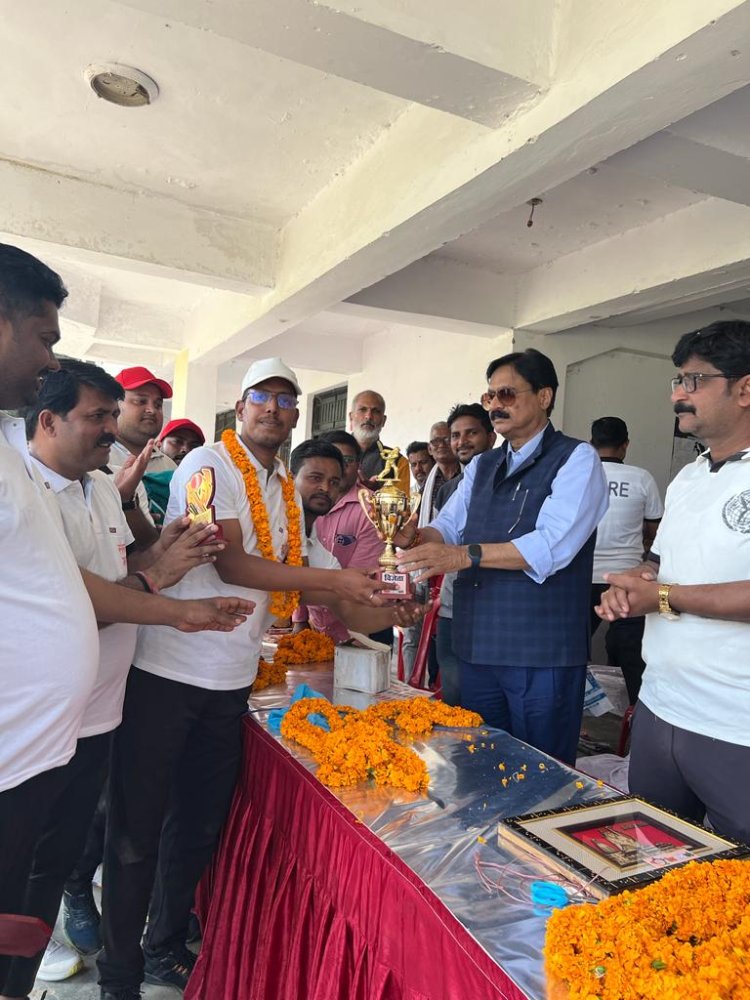 रक्तवीर विजय विक्रम छोटू बने मैन आफ द सिरीज व मैन ऑफ द मैच