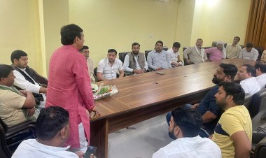 भाजपा किसान मोर्चा नोएडा महानगर की जिला कार्यालय पर आगामी कामकाजी कार्यक्रम बैठक संपन्न हुई