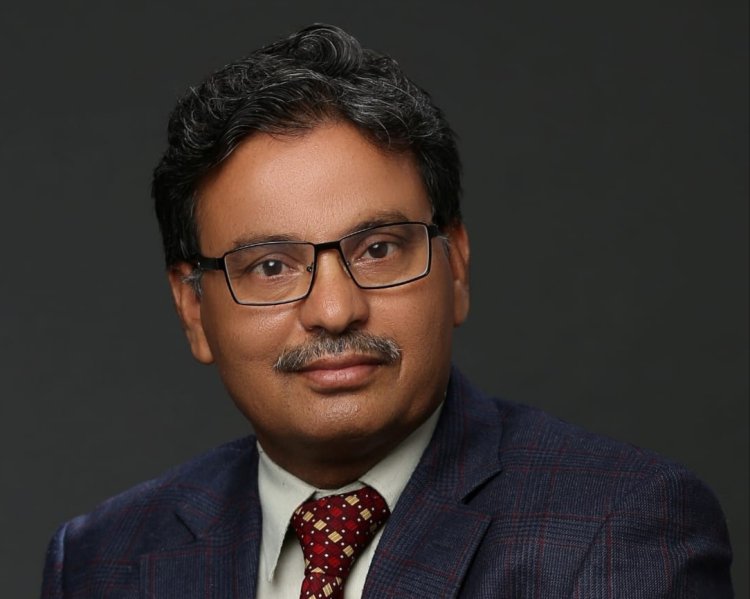 राकेश शर्मा को पं. बृजलाल द्विवेदी स्मृति अखिल भारतीय साहित्यिक पत्रकारिता सम्मान