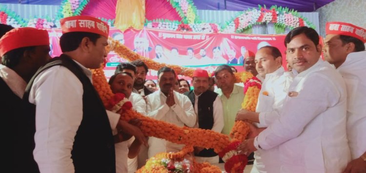 भाजपा सरकार दलित और पिछड़ों का आरक्षण खत्म करना चाहती है , मिठाई लाल भारती ‌