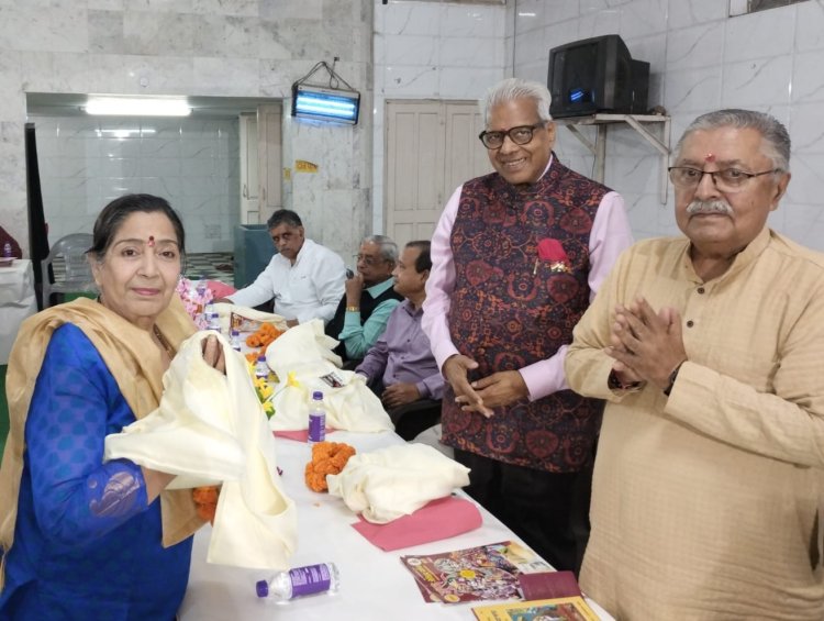 देश के पुजारियों को केंद्र और राज्य सरकारें दें मासिक वेतन- डॉ पी.के. सिंघल