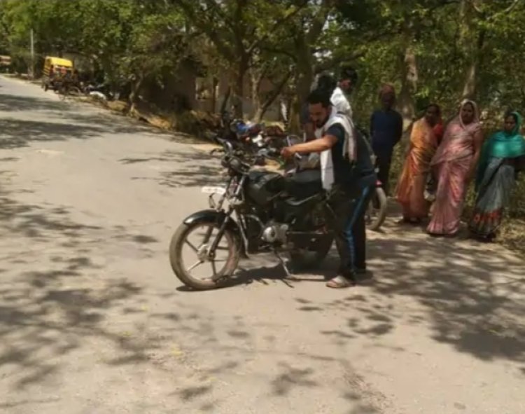 विपरीत दिशा से आ रहे ट्रैक्टर ने मोटरसाइकिल में मारी टक्कर मामा भांजे की मौत