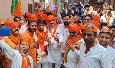 भाजपा की सरकार विकास की सरकार है - ओमवीर अवाना