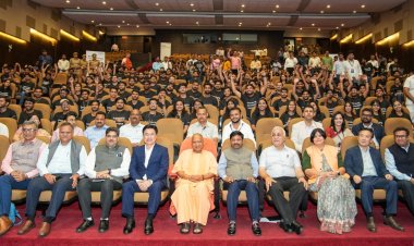 मानवता के खिलाफ अघोषित आतंकवाद का एजेंडा है लव जिहाद: योगी आदित्यनाथ