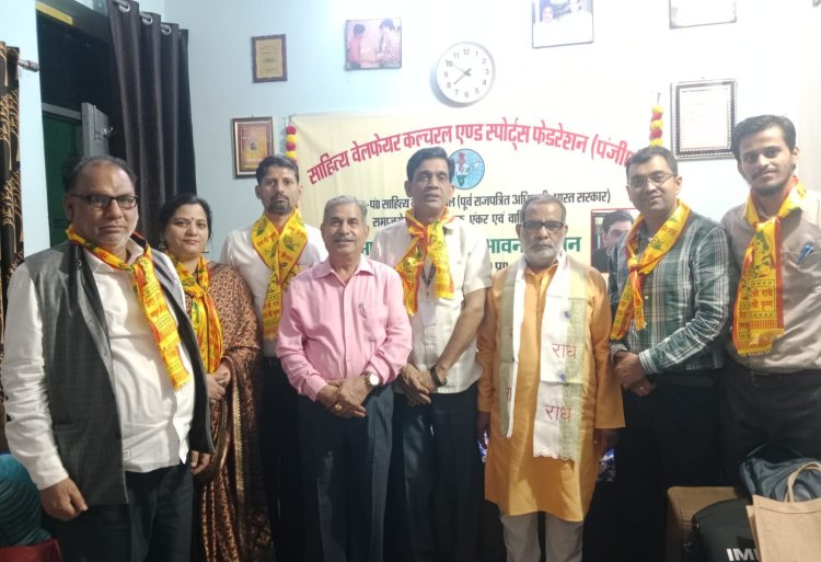 साहित्यकार जेपी रावत के सम्मान में मातृ दिवस पर काव्य संध्या आठ के ठाठ का हुआ आयोजन