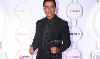 Sonu Sood Secures Most Stylish Entrepreneur Award at Prestigious Award Show