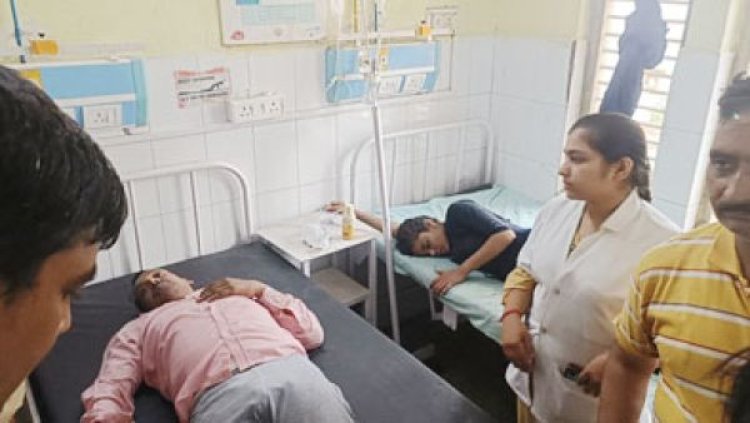 गरीबी बनी दुश्मन पत्नि और अबोध बच्ची के साथ गंगा कूदा युवक