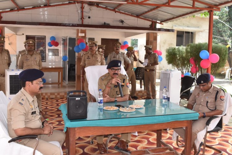 सभी व्यापारी दुकानदार सीसीटीवी कैमरे का करें प्रयोग - एसपी ओमवीर सिंह 