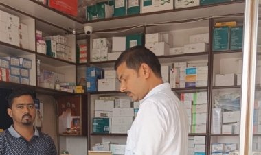 नकली और नशीली दवावों के रोकथाम के लिए हुई छापेमारी मचा भगदड़