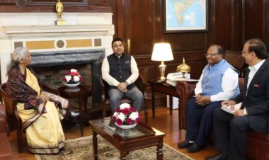 ईपीसीएच प्रतिनिधिमंडल ने वित्त मंत्री के सम्मुख रखा एमएसएमई द्वारा आपूर्ति की जाने वाली वस्तुओं का भुगतान 45 दिनों के नियम का मुद्दा