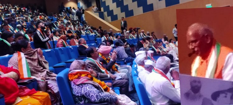 सेनानी परिवारों ने की 'स्वतंत्रता सेनानी परिवार आयोग' के गठन की मांग की
