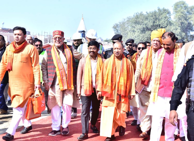 मुख्यमंत्री योगी संग नन्द गोपाल गुप्ता नन्दी ने किए  प्रभु श्री रामलला सरकार के दर्शन किए