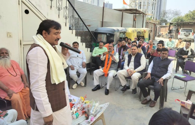 10 सालों से निरंतर ऐसी योजनाएं लागू  हुई जिससे गरीब की मुश्किलें कम हुई- ओमवीर अवाना