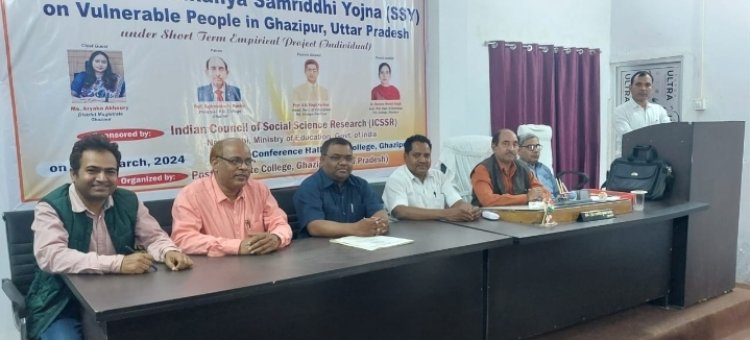 मऊ जनपद में सरकार की विभिन्न योजनाओं के प्रभाव से विकसित हुआ कृषि का नवीन स्वरूप - राजीव यादव