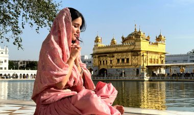 सारेगामा की प्रतिभा, प्रगति नागपाल ने स्वर्ण मंदिर में शानदार लॉन्च के साथ अपना डेब्यू सिंगल 'यूज़लेस भावरा' पेश किया