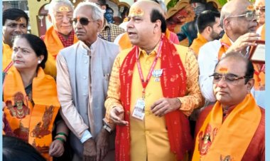 अयोध्या रामलला दर्शन 30 देशों के 90 प्रवासी भारतीयों संग 400 श्रद्धालुओं ने किये: डॉ. जौली