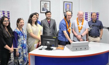 यूके के क्वीन्स विश्वविद्यालय बेलफास्ट के प्रतिनिधिमंडल ने किया एमिटी विश्वविद्यालय का दौरा