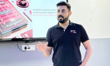 कारदेखो के सीईओ अमित जैन ने गिरनार एलीवेट समिट 2024 में लोगों को प्रेरणा देते हुए भारत में उद्यमिता के जोश को बढ़ावा दिया