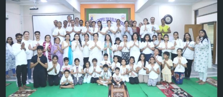 डीएवी पब्लिक स्कूल नोएडा ने मनाया योग दिवस